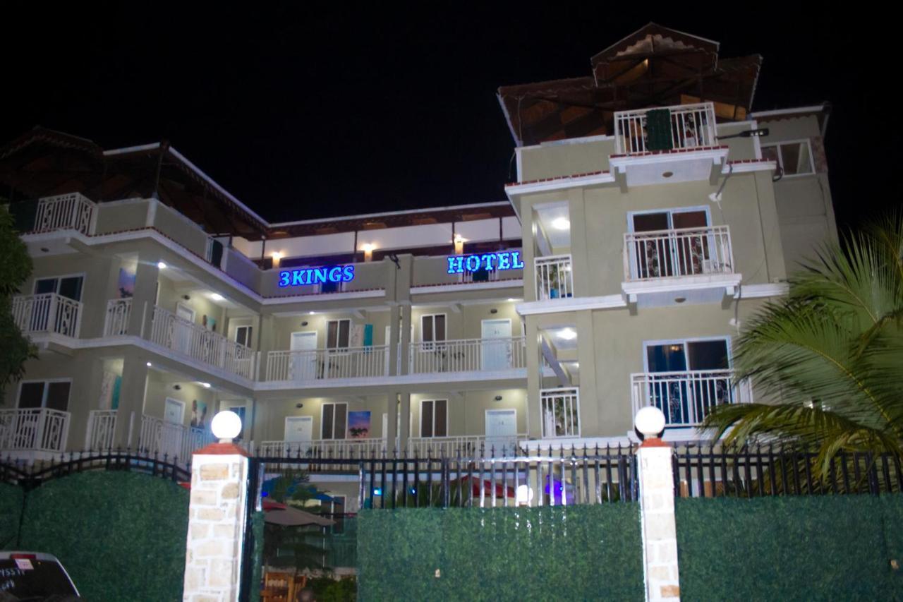 Three Kings Hotel Vertieres Exteriér fotografie